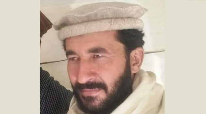 احسان اللہ احسان کے بعدکالعدم تحریک طالبان کے ایک اور لیڈر نے خود کو فورسز کے حوالے کر دیا