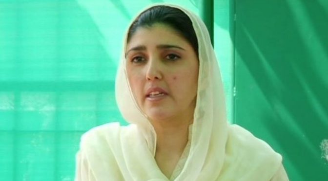 نواز شریف عمران خان سے بھی زیادہ خطرناک ،عائشہ گلالئی نے سینٹ کی ٹکٹ بارے بھی بھید کھول دیا