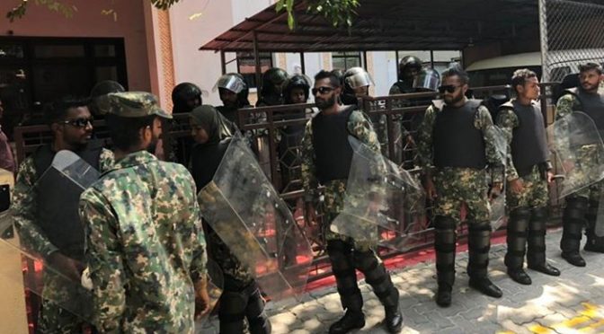 سیاسی بحران شدید،فوج نے پارلیمنٹ کا کنٹرول سنبھال لیا
