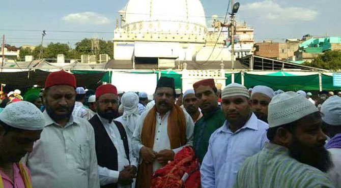 بھارتی ہٹ دھرمی ، اجمیر شریف میں شرکت نا ممکن ، پاکستان کی اقلیتی آزادی ، پاکستانی ہندو برادری آج ہولی کا تہوار  بھرپور جوش سے منائے گی
