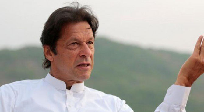 تحریک انصاف کے 12 ارکان نے  وفاداریاں بدلیں، رپورٹ عمران خان کو ارسال