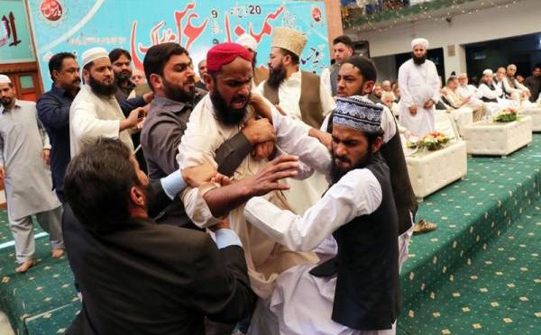 نوازشریف کو جوتا مارنے والے ملزمان کی درخواست ضمانت ،عدالت نے محفوظ فیصلہ سنا دیا
