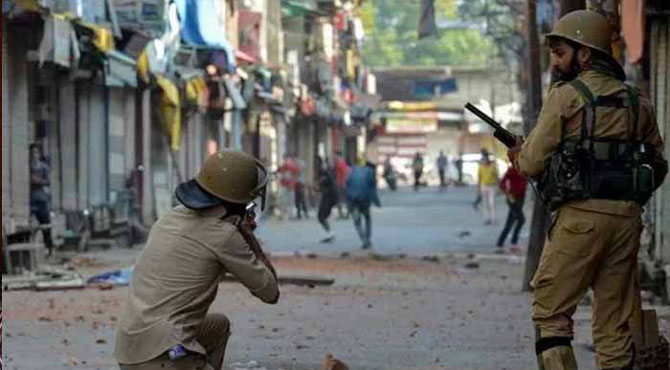 مقبوضہ کشمیر میں بھارتی فورسز کے مظالم جاری ،بھارتی فوج نے کزشتہ ماہ بھی 15کشمیریوں کو شہید کیا ،ایک بچہ ایک بچی ۔۔۔مزید پڑھیے