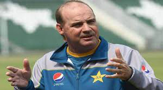 مکی نے آسٹریلین کرکٹرز کو غیر مہذب قرار دے دیا