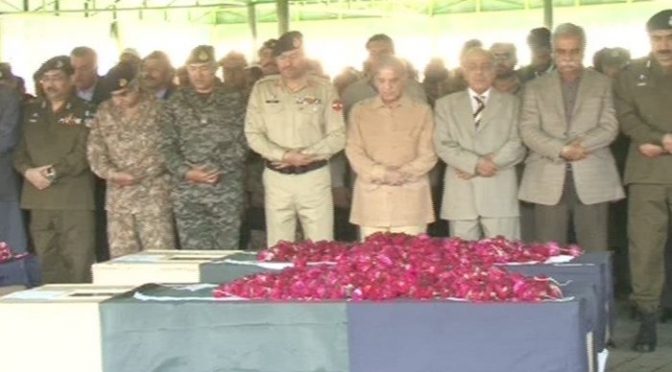 بم دھماکے کے شہداءکی نماز جنازہ ادا ،شہباز شریف ،رفیق رجوانہ ،کور کمانڈر سمیت اعلی حکام کی شرکت