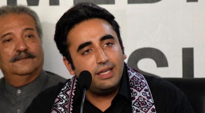 اتوار عوام کی چھٹی مگرسیاست گرم حمام