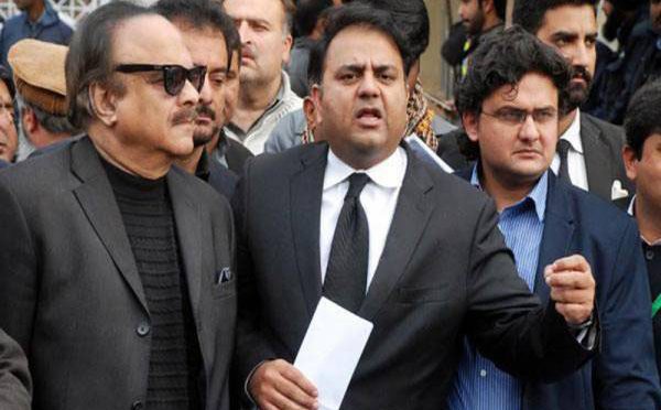 دانیال عزیز کا الیکشن کمیشن ارکان کی گرفتاری کا مطالبہ دھمکی، مقدمہ درج کیا جائے، فواد چودھری