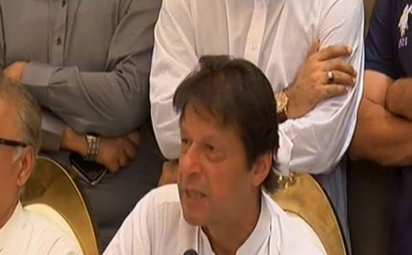 جتنی غربت سندھ میں ، پورے ملک میں نہیں ،یہاں سے “کیوں نکالا”شروع کریں گے