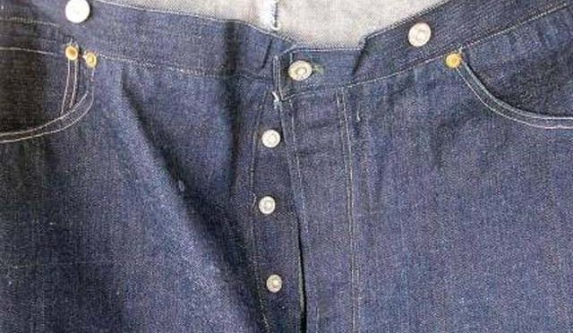 125سال پرانی جینز کی 2پتلونوں نے سوشل میڈیا پر دھوم مچا دی ،کتنی قیمت میں نیلام ہوئیں ،جان کر آپ کے ہوش اُڑ جائیں گے