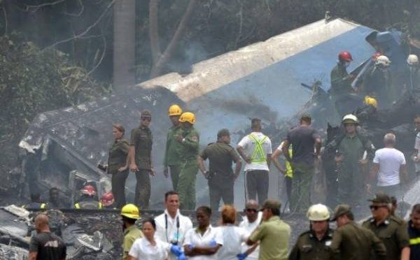 کیوبا سے افسوسناک خبر ،سرکاری فضائی کمپنی کا طیارہ اڑان بھرنے کے فوری بعد گر گیا ،11سو سے زائد مسافر ہلاک