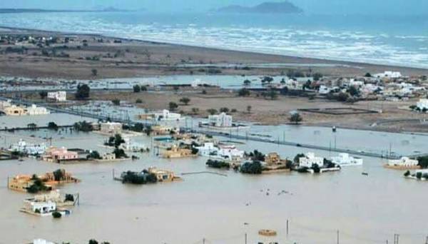 عمان میں سمندری طوفان نے تباہی مچادی، پانچ افراد جاں بحق