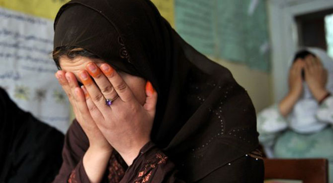 افغانی خوتین کی بڑے پیمانے پر خود کُشی ، سنسنی خیز انکشافات،وجہ آخر ہے کیا؟