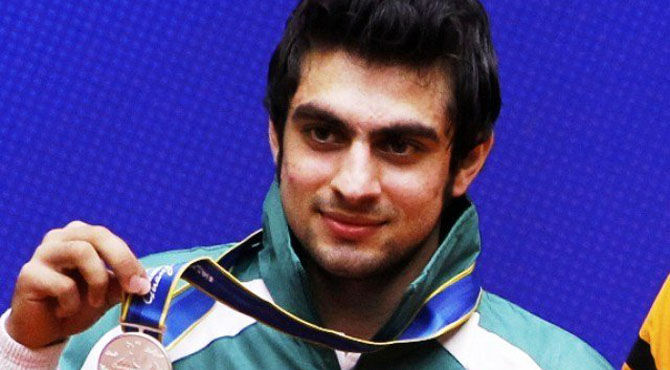 ملکی مفاد کےلئے سکواش کھیلنا چاہتا ہوں، عامر اطلس