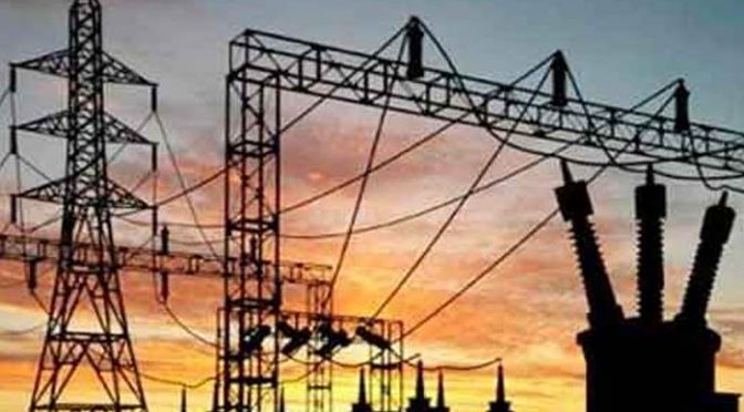 نگران حکمرانوں نے بجلی کی قیمتوں میں اضافہ کر کے عوام پر بجلیاں گرا دیں