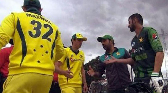 میچ کے بعد ہاتھ نہ ملانے کا واقعہ، میکسویل کی سرفراز سے معذرت