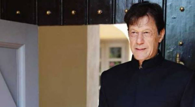 وزیراعظم بننے کے بعد عمران خان پاکستان کرکٹ بورڈ کے پیٹرن انچیف بن گئے،ویب سائٹ پر تصویر آویزاں