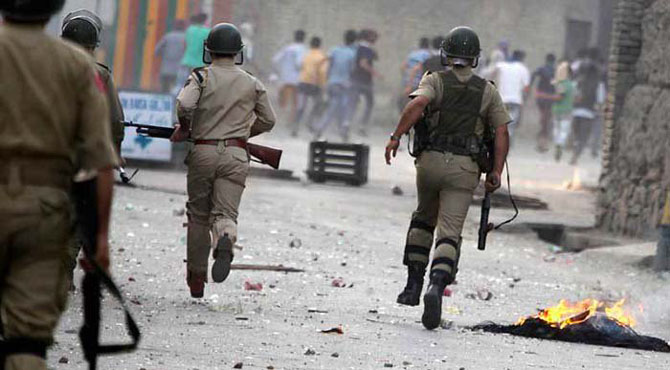 مقبوضہ کشمیر کے علاقے سوپور میں بھارتی فورسز کے ہاتھوں مزید 2 کشمیری شہید
