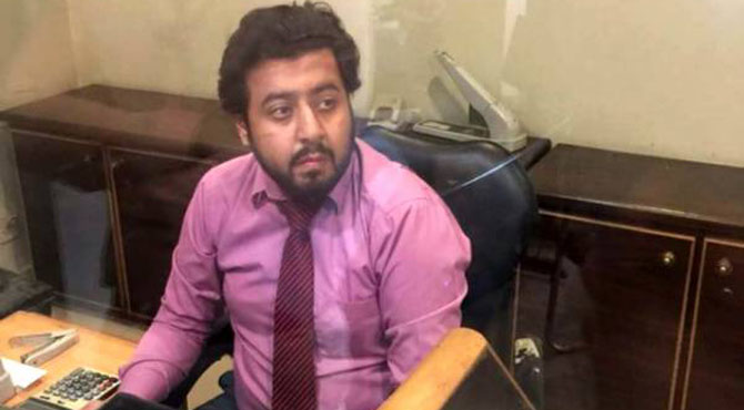 نجی بنک کے منیجرنے ڈیم فنڈ کی رقم ایسی جگہ منتقل کر دی کہ ڈونرزسر پکڑ کے بیٹھ گئے