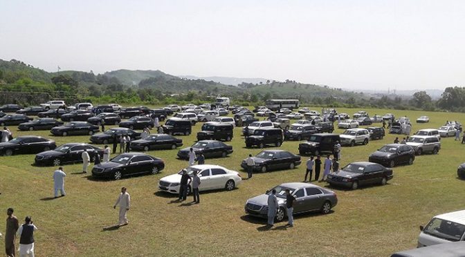 وزیراعظم ہاؤس کی 102 میں سے 61 گاڑیاں نیلام