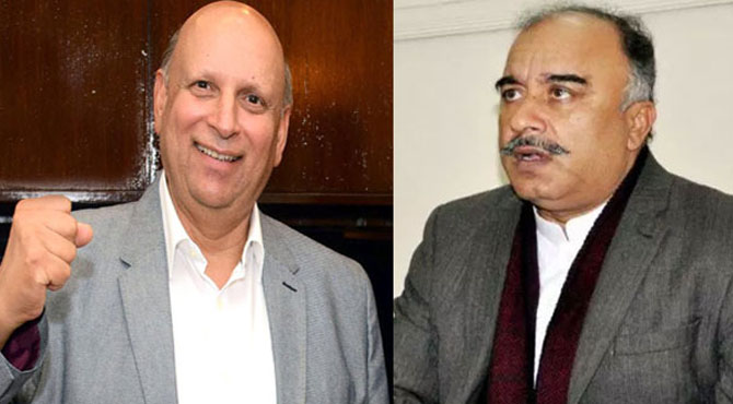 چودھری سرور پنجاب ، شاہ فرمان نے کے پی کے  گورنر کا حلف اٹھا لیا