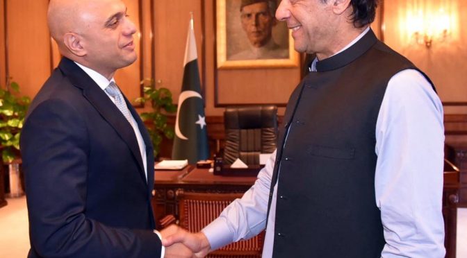 برطانوی وزیر داخلہ کی عمران خان سے ملاقات ،دونوں ممالک میں قانون اور احتساب سے متعلق معاہدہ