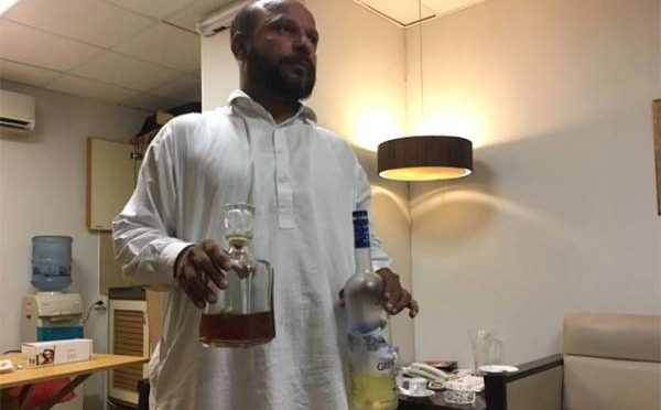 شرجیل میمن تو کلین ہو گئے مگر ہسپتال کے کمرہ میں موجود اُن کے ملازمین بارے عدالت سے بڑی خبر آ گئی