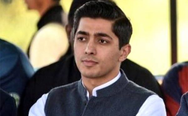 نئے پاکستان کے بانی جہانگیر ترین کے بیٹے کیساتھ افسوسناک اقدام