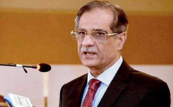 ڈیم فنڈ ریزنگ مہم کیلئے چیف جسٹس ایک ہفتے کے نجی دورے پر برطانیہ روانہ