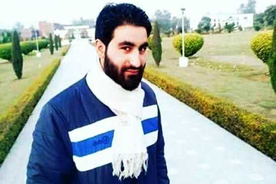 اعلیٰ تعلیم یافتہ کشمیری کا قتل، گوتم گمبھیر اور عمر عبداللہ میں تلخ جملوں کا تبادلہ