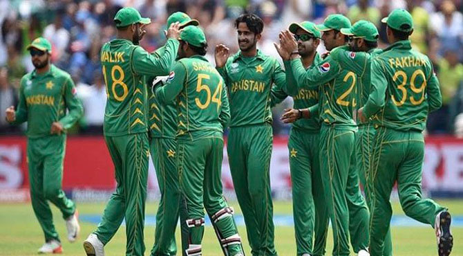 آسٹریلیا کے خلاف ٹی ٹوئنٹی سیریز کیلئے پاکستانی اسکواڈ کا اعلان، عامر ڈراپ