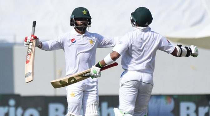 پاکستان کی آسٹریلیا کے خلاف دبئی ٹیسٹ کے دوسرے روز بیٹنگ جاری ،4وکٹوں کے نقصان پر 261رنز