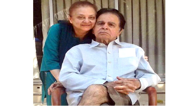 بالی وڈ اداکاردلیپ کمارکو ہسپتال سے گھر منتقل کر دیا گیا