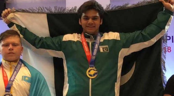 ایشین گیمز کلاسک پاور لفٹنگ؛ پاکستانی کھلاڑی مصطفی فاران نے ریکارڈ قائم کردیا