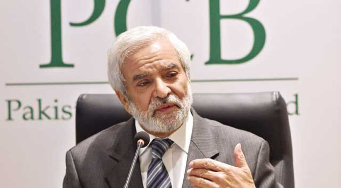 جنوبی افریقا میں ناقص کارکردگی؛ احسان مانی نے سربراہ کرکٹ کمیٹی کو طلب کرلیا