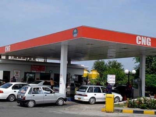 پیٹرولیم مصنوعات کے بعد سی این جی کی قیمتوں میں بھی کمی