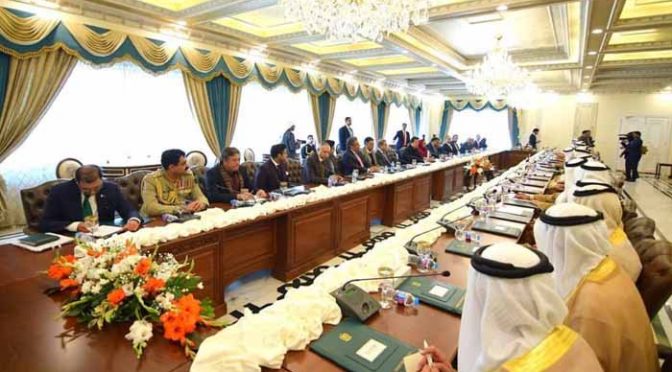 عمران خا ن کا دورہ یو اے ای کا میا ب ، 3 ارب ڈالر قرض کیلئے معاہدہ