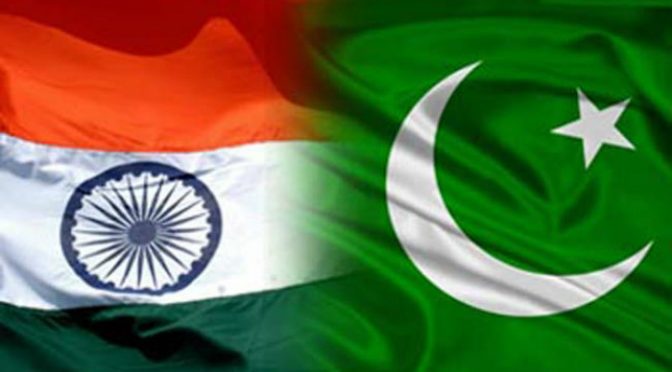 پاکستانی فضائیہ کے طیاروں نے بھارتی حدود میں داخل ہو کر دو انڈین طیارے مارے گرائے:انڈین میڈیا