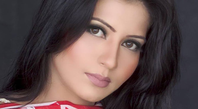 مہر النساءچوٹ دنیا سے چھپائے ، تکلیف کاٹنے کے بعد پھر ڈرامہ انڈسٹری کا رخ کرنے کو تیار