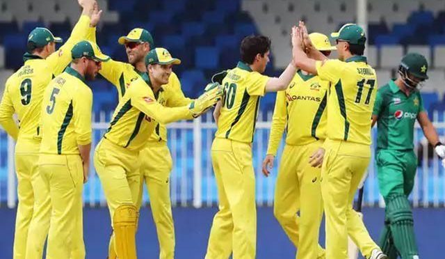 پاکستان کو تیسرے ون ڈے میں بھی شکست، سیریز آسٹریلیا کے نام