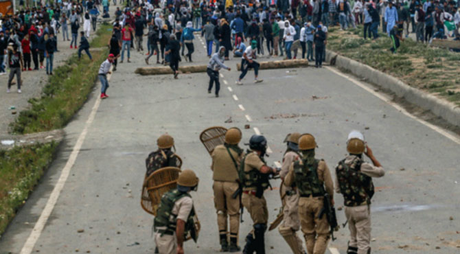 بھارتی مظالم نے تعلیم یافتہ کشمیری نوجوانوں کو ہتھیار اٹھانے پرمجبورکردیا،امریکی اخبار