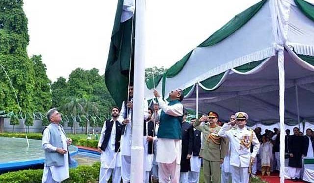 یوم پاکستان کی تقریب میں حریت رہنماﺅں کو مدعو کرنا بھارت کو ہضم نہ ہو سکا
