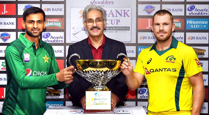 پاک، آسٹریلیا پہلا ون ڈے ٹاکرا آج ،   میچ شام04:00بجے شروع ہوگا