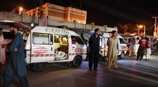 کوئٹہ میں پولیس موبائل کے قریب دھماکا، 4 اہلکار زخمی