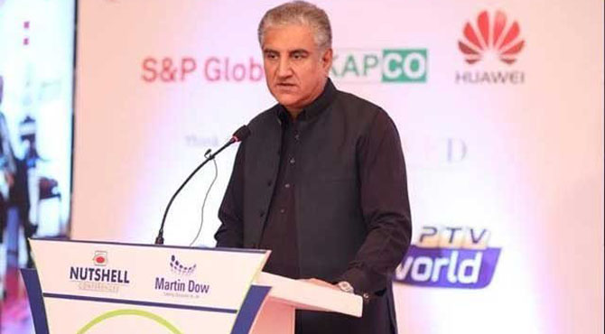 مشرقی اور مغربی سرحدوں پر چیلنجز کا سامنا ہے، وزیرخارجہ