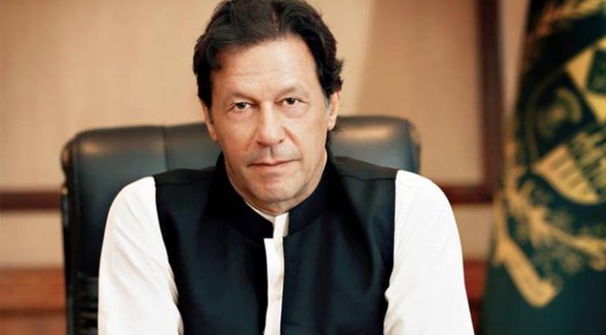 منی لانڈرنگ کرنیوالوں سے سوال پوچھو تو لال پیلے ہو جاتے ہیں : عمران خان