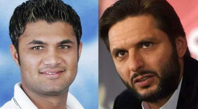 عمران فرحت سابق کپتان شاہد آفریدی کے خلاف پھٹ پڑے