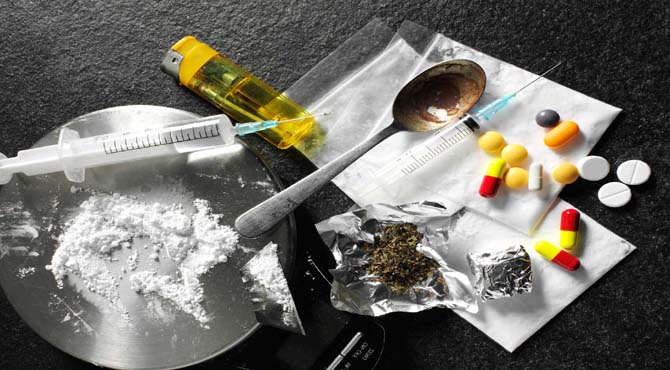 اعلیٰ سرکاری افسران منشیات کے مکروہ دھندے میں ملوث