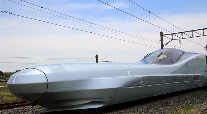 جاپان کی بلٹ ٹرین نے رفتار کا ریکارڈ توڑ دیا
