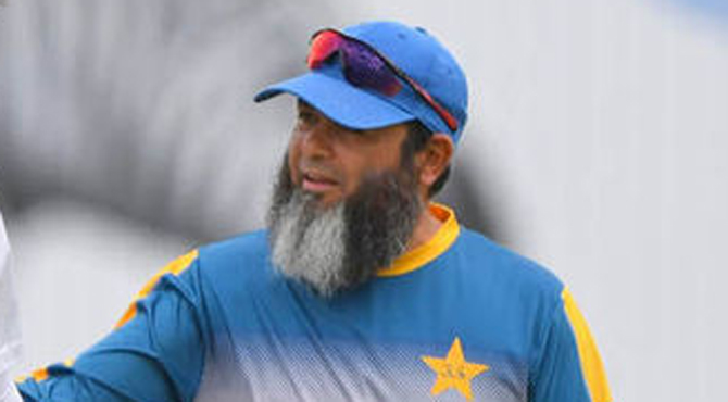 بہتر ٹیم کمبی نیشن جیت کی راہ ہموار کریگا : مشتاق