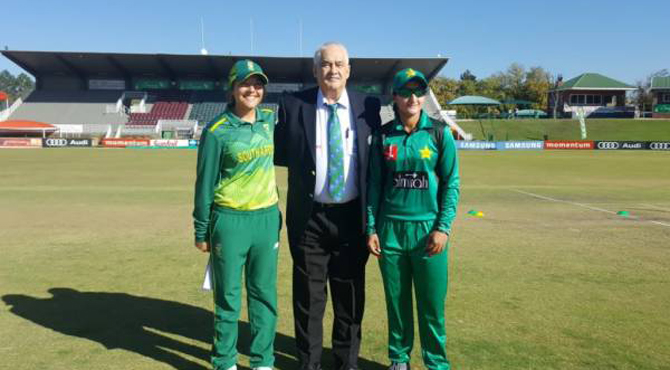 دوسرا ون ڈے، جنوبی افریقہ ویمن ٹیم کا پاکستان کیخلاف ٹاس جیت کر باﺅلنگ کا فیصلہ